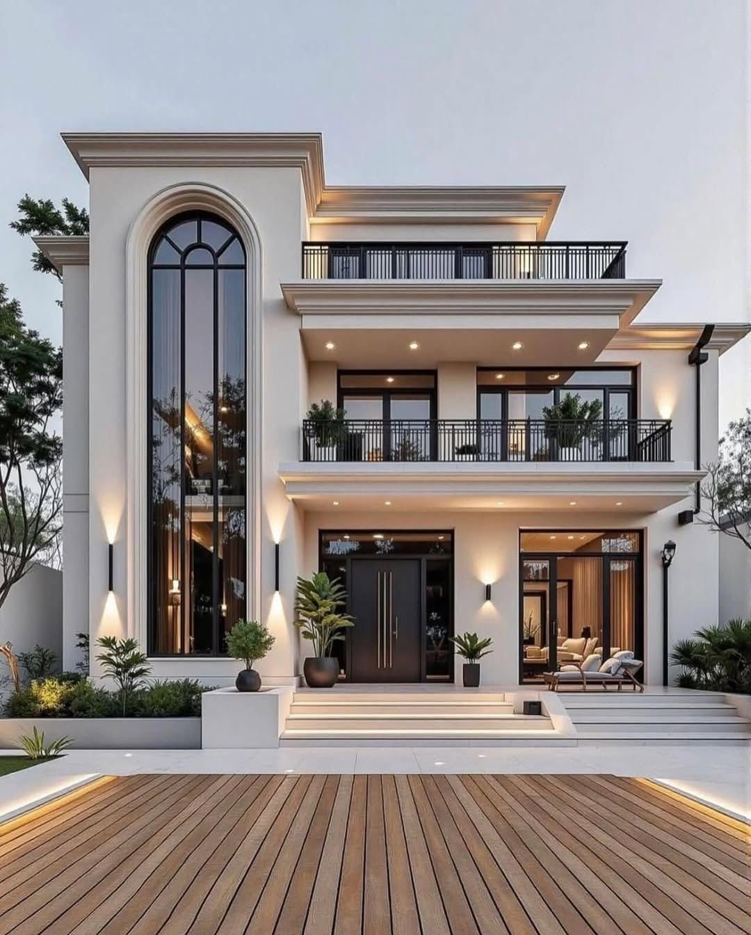 واجهة فيلا نيو كلاسيك 2025 بتصميم عصري وأعمدة رخامية بيضاء